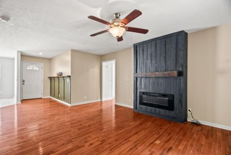 1027 Woodbrier Lane Greenbrier TN 37073