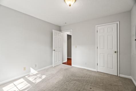 1027 Woodbrier Lane Greenbrier TN 37073