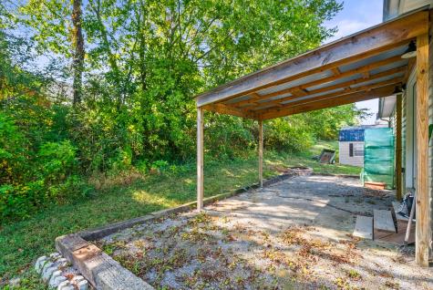 1027 Woodbrier Lane Greenbrier TN 37073