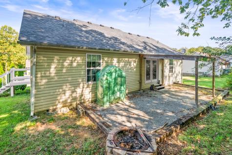 1027 Woodbrier Lane Greenbrier TN 37073