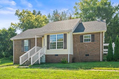 1027 Woodbrier Lane Greenbrier TN 37073