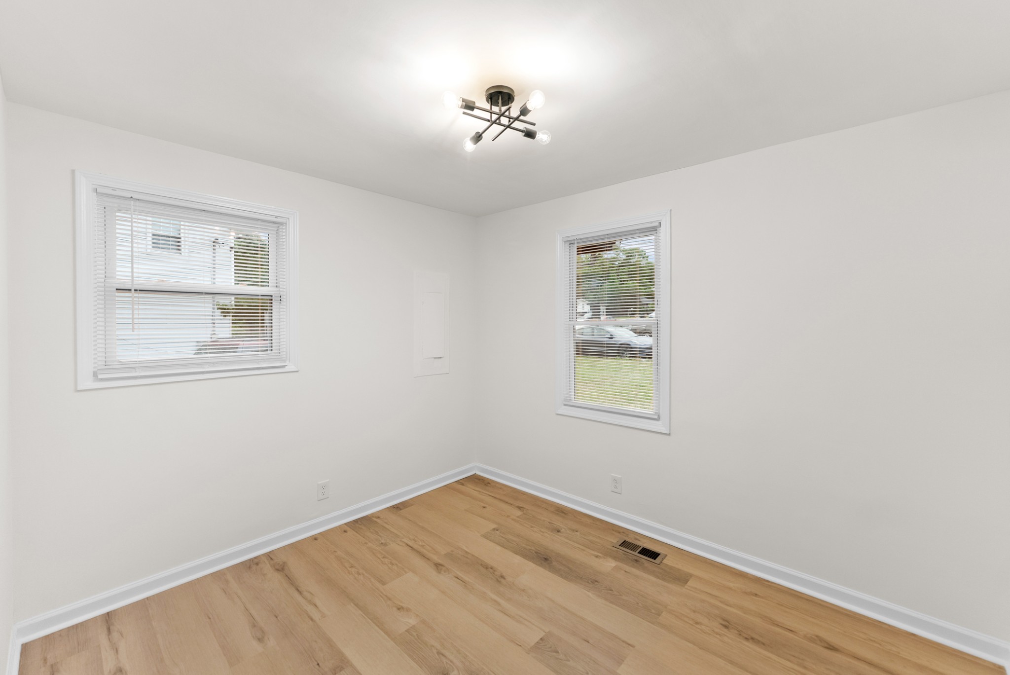2503 Allenwood Drive Nashville TN 37207