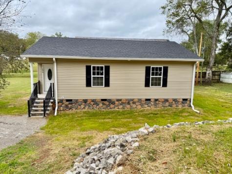 206 Hotel Street Decherd TN 37324