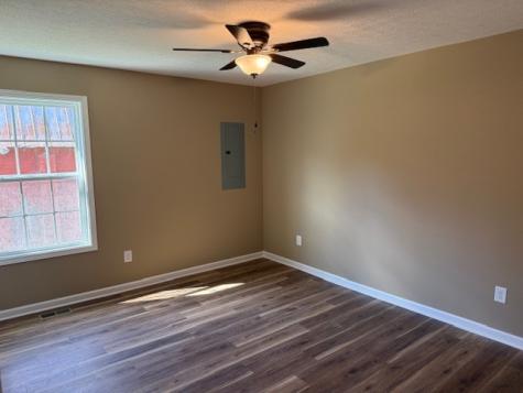 206 Hotel Street Decherd TN 37324