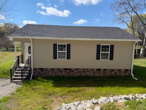 206 Hotel Street Decherd TN 37324