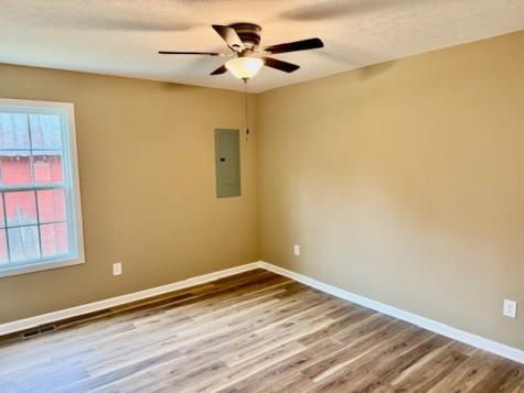 206 Hotel Street Decherd TN 37324