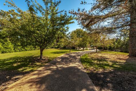 102 Bluegrass Circle Hendersonville TN 37075