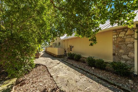 102 Bluegrass Circle Hendersonville TN 37075