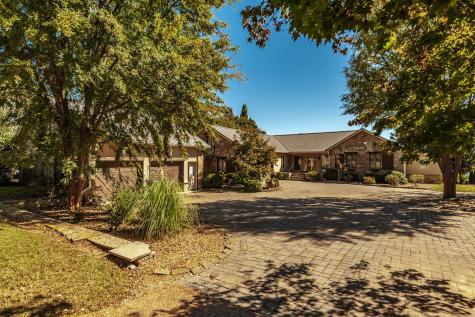 102 Bluegrass Circle Hendersonville TN 37075