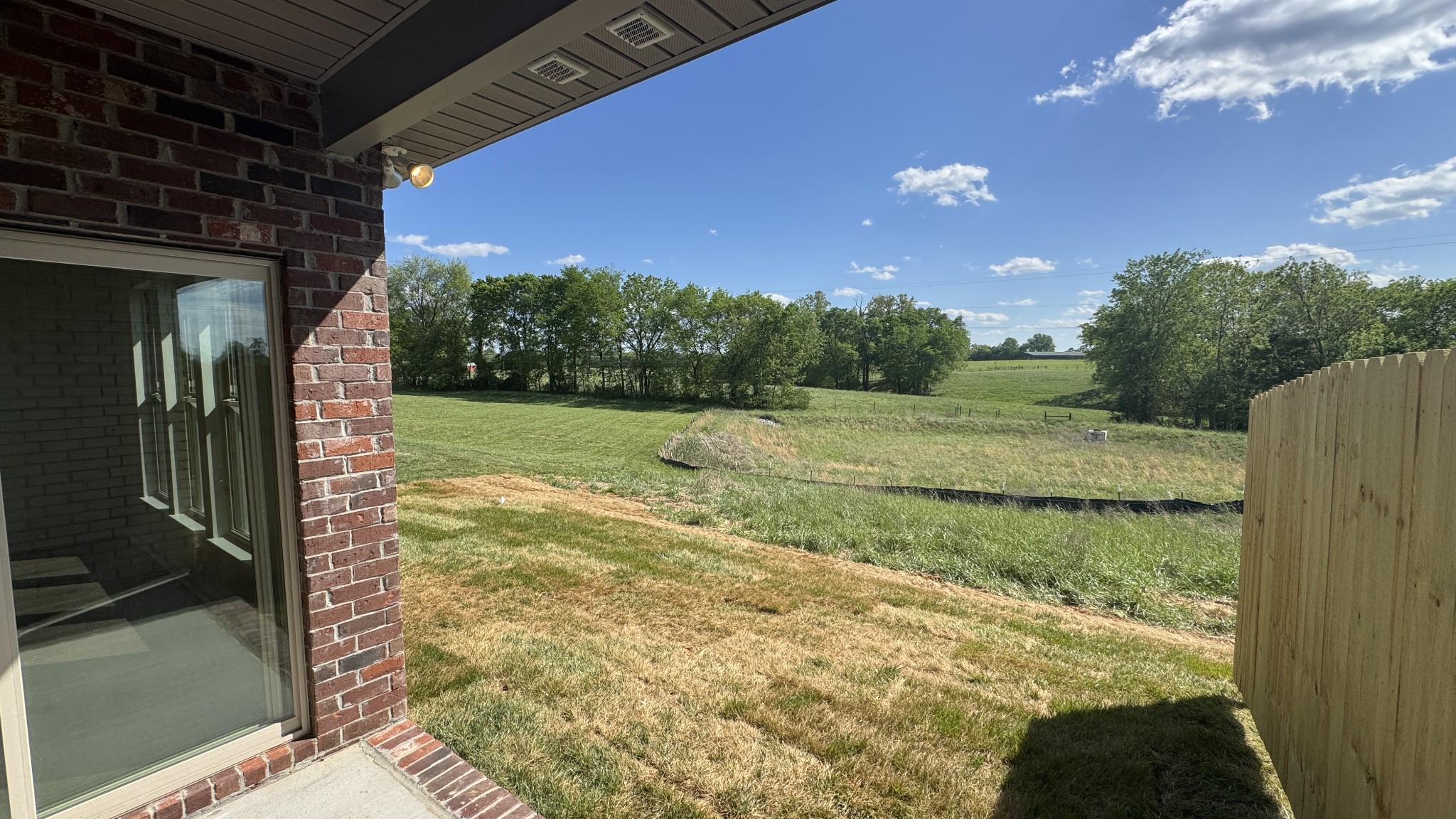 464 W Foxrun Springfield TN 37172