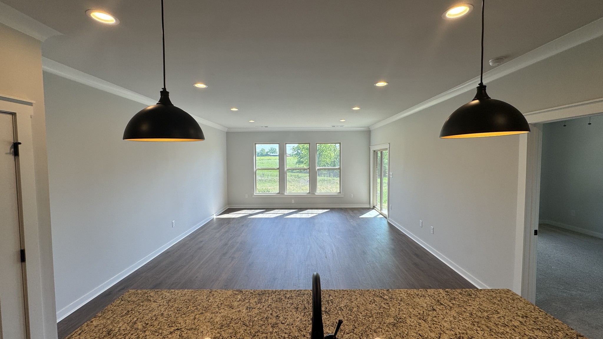 464 W Foxrun Springfield TN 37172