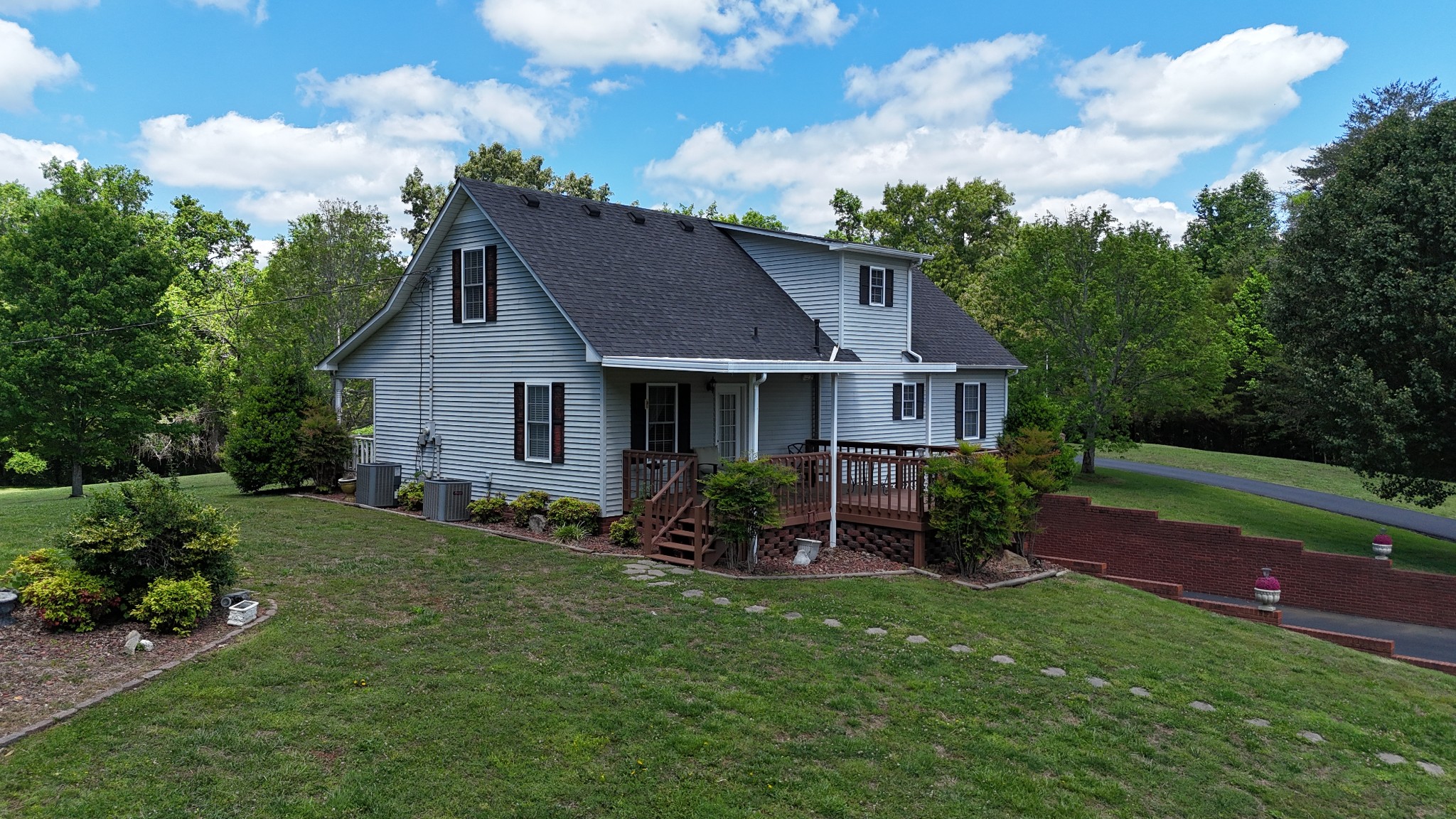 5234 Shellsford Road Mcminnville TN 37110