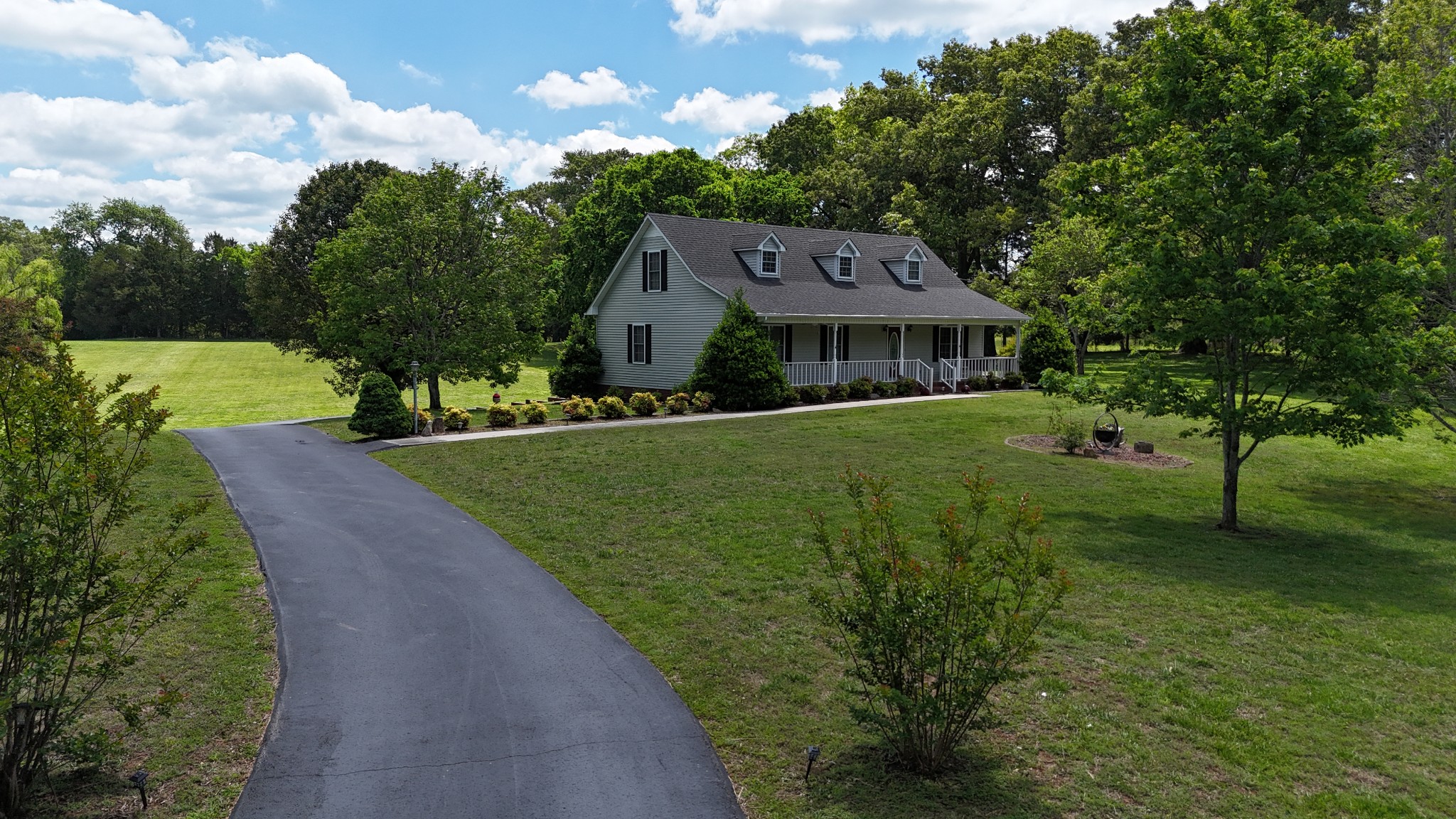 5234 Shellsford Road Mcminnville TN 37110