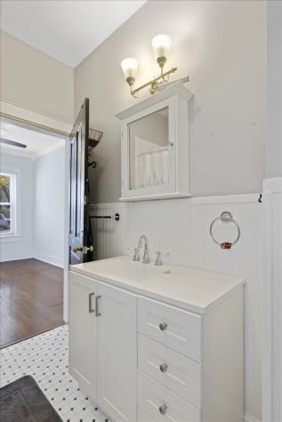 606 Holly Avenue South Pittsburg TN 37380