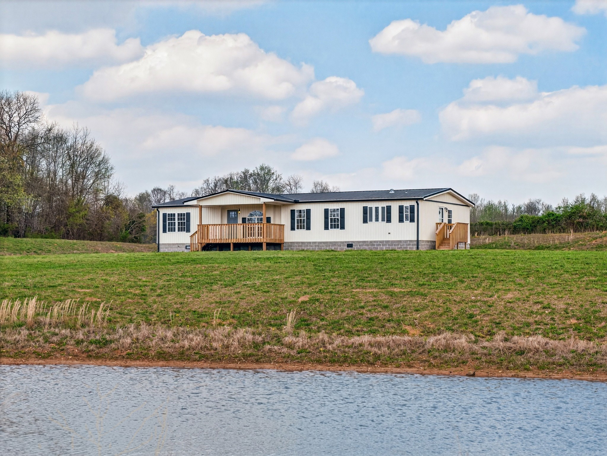 560 Old Huntsville Road Fayetteville TN 37334
