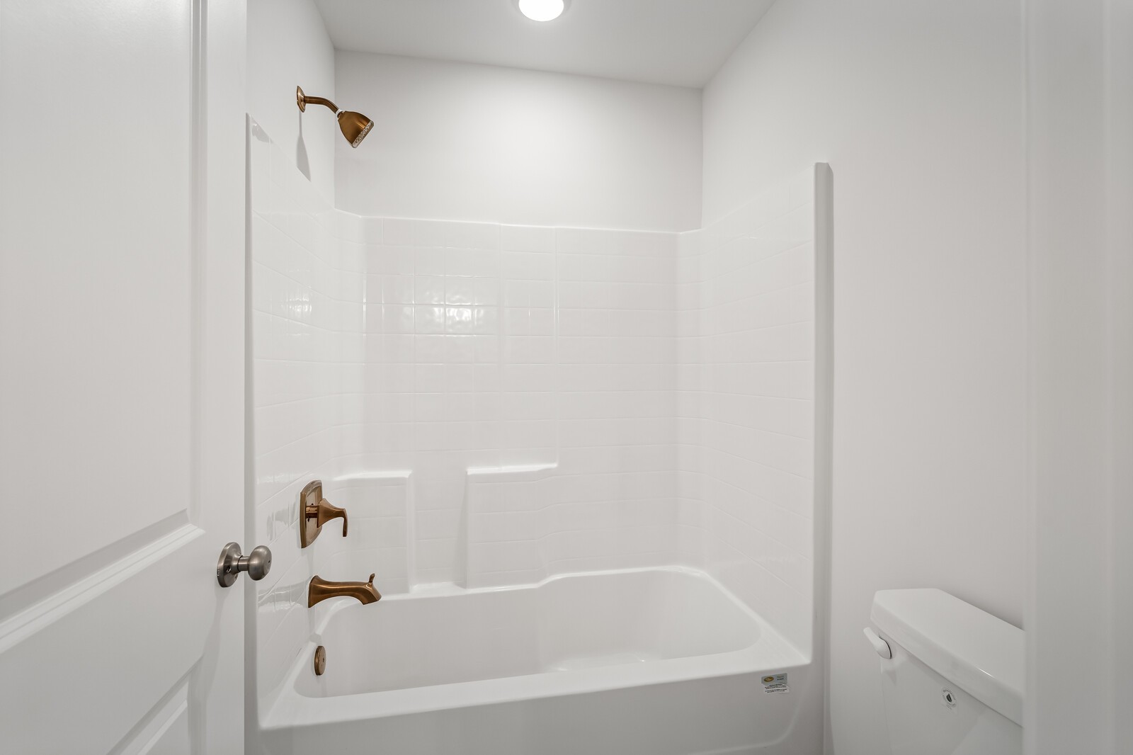 1822 Abelson Way Columbia TN 38401