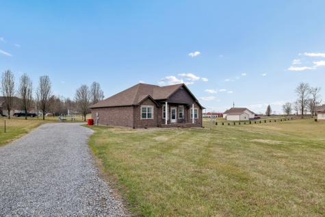 70 Hayden Drake Lane Lafayette TN 37083