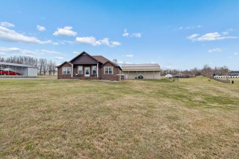 70 Hayden Drake Lane Lafayette TN 37083