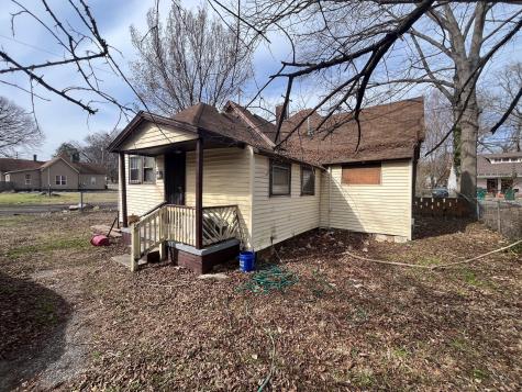 203 S Fairgrounds Street Jackson TN 38301