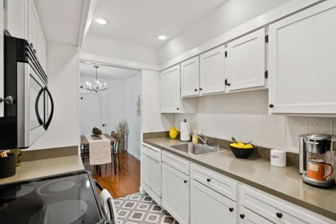 5025 Hillsboro Pike Nashville TN 37215