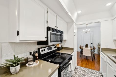 5025 Hillsboro Pike Nashville TN 37215
