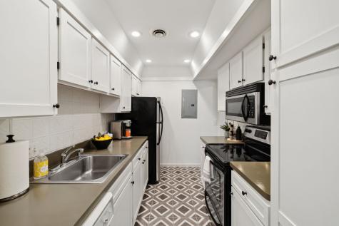5025 Hillsboro Pike Nashville TN 37215