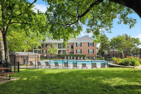 5025 Hillsboro Pike Nashville TN 37215