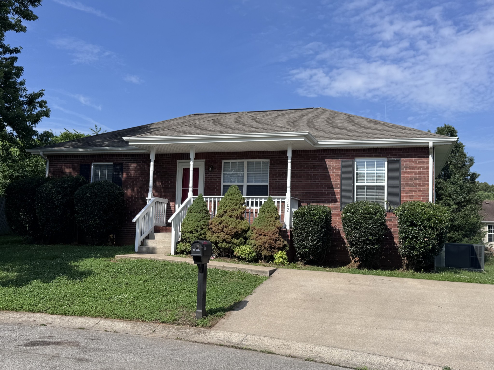 102 Eaglewood Court Clarksville TN 37042