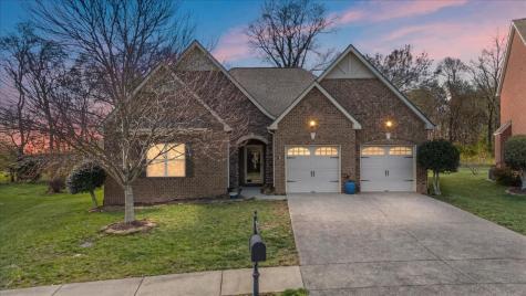 535 Cloverhill Lane Lebanon TN 37090