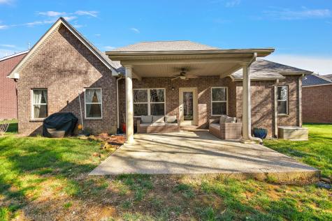 535 Cloverhill Lane Lebanon TN 37090