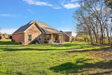 535 Cloverhill Lane Lebanon TN 37090