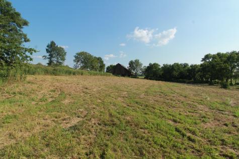 2716 Hartsville Pike Castalian Springs TN 37031