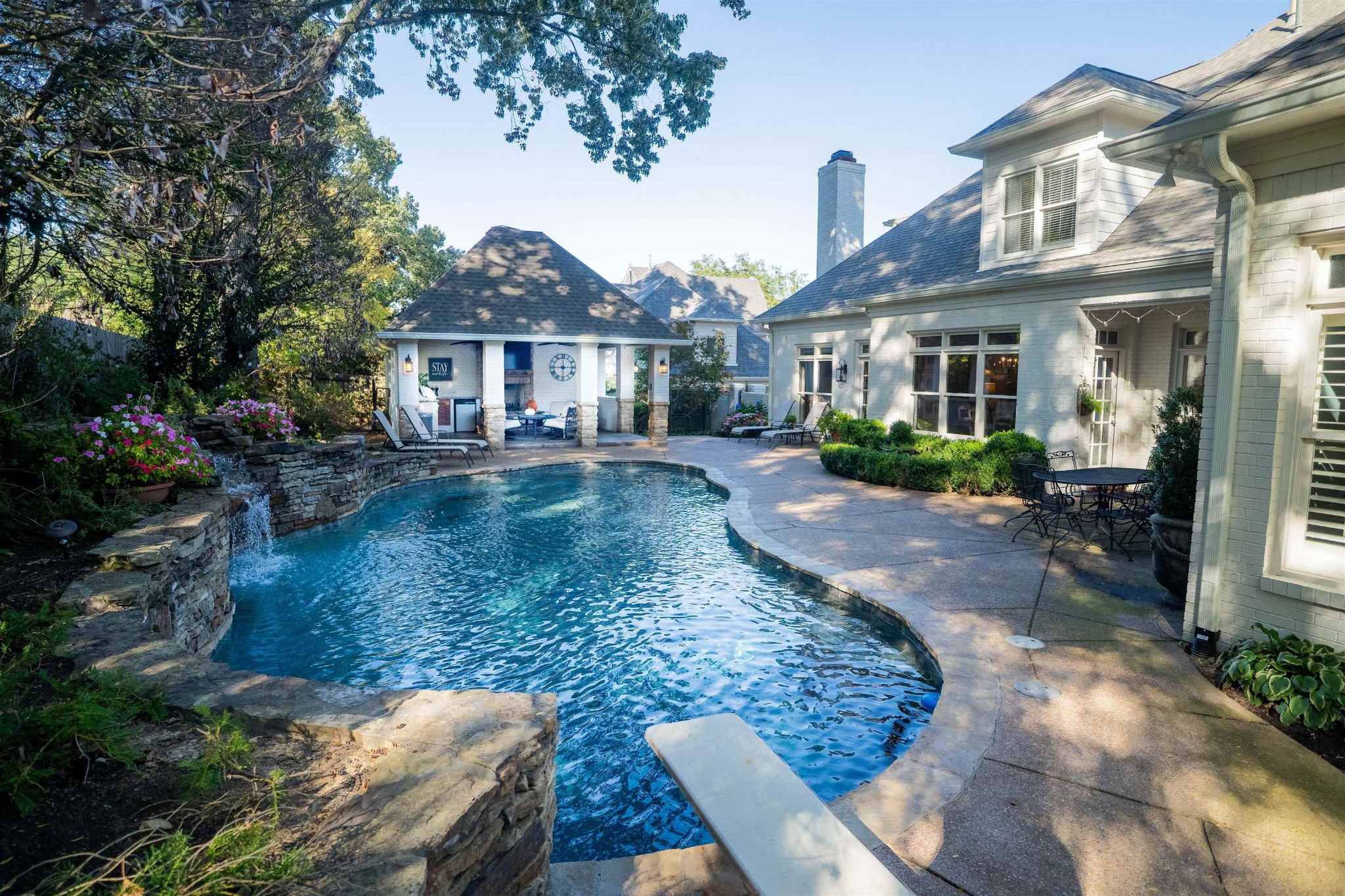 3033 Shannon Oaks Cove Memphis TN 38138