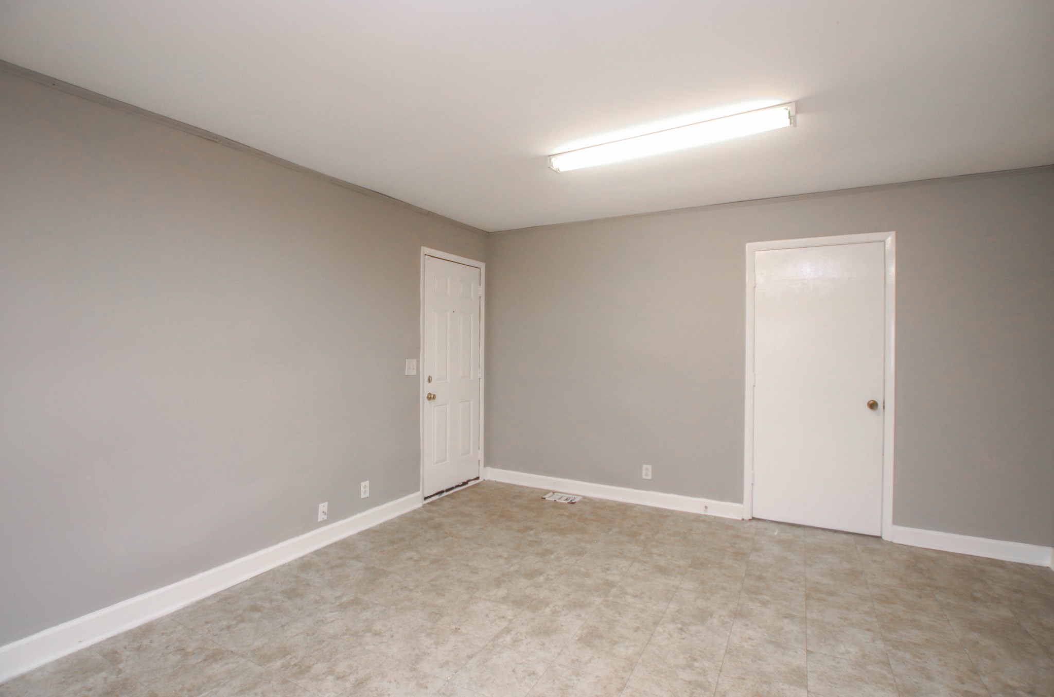 2010 Bartway Drive Murfreesboro TN 37130