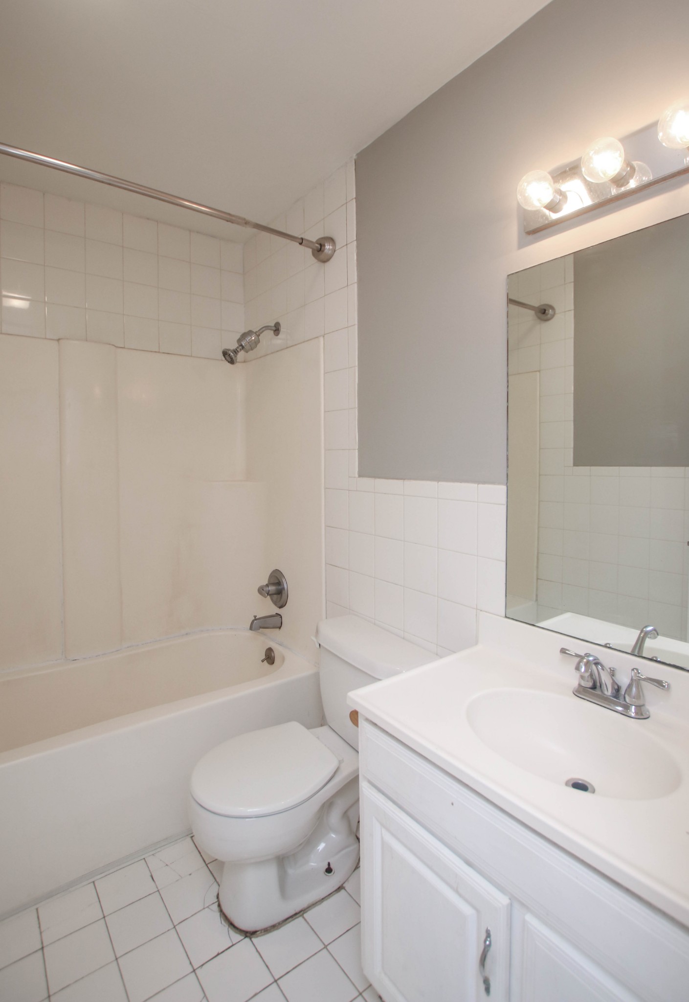 2010 Bartway Drive Murfreesboro TN 37130