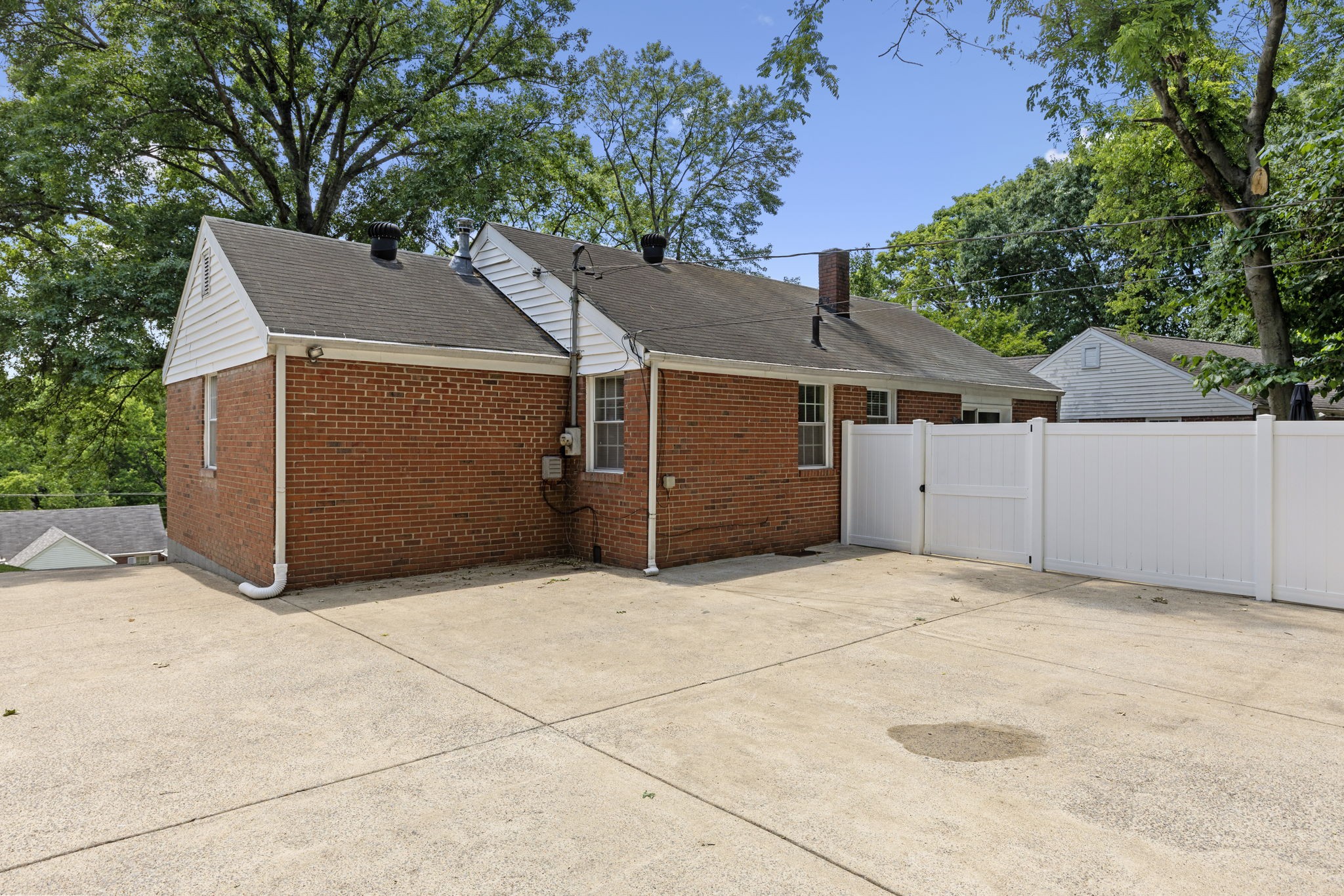 1308 Saturn Drive Nashville TN 37217