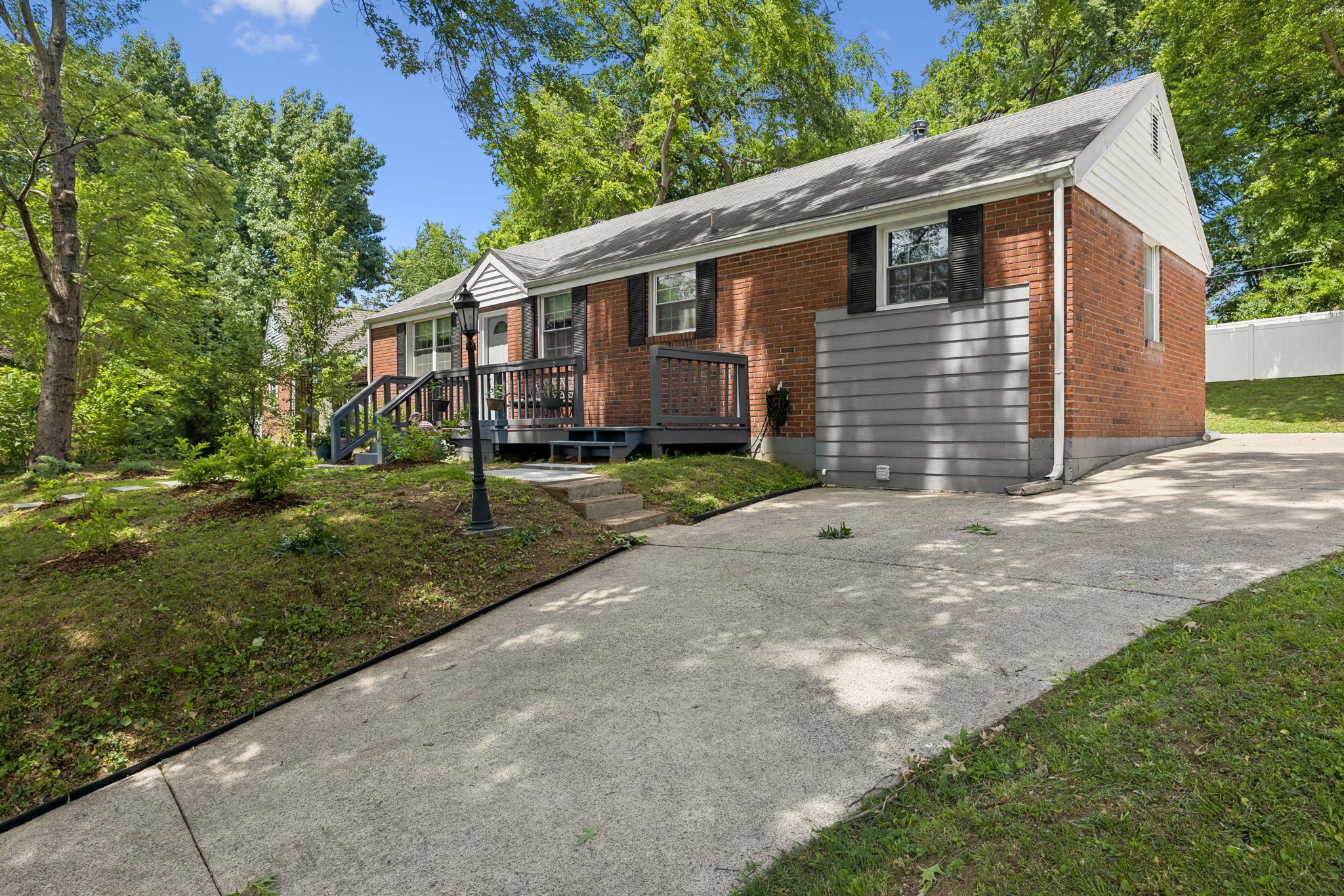 1308 Saturn Drive Nashville TN 37217