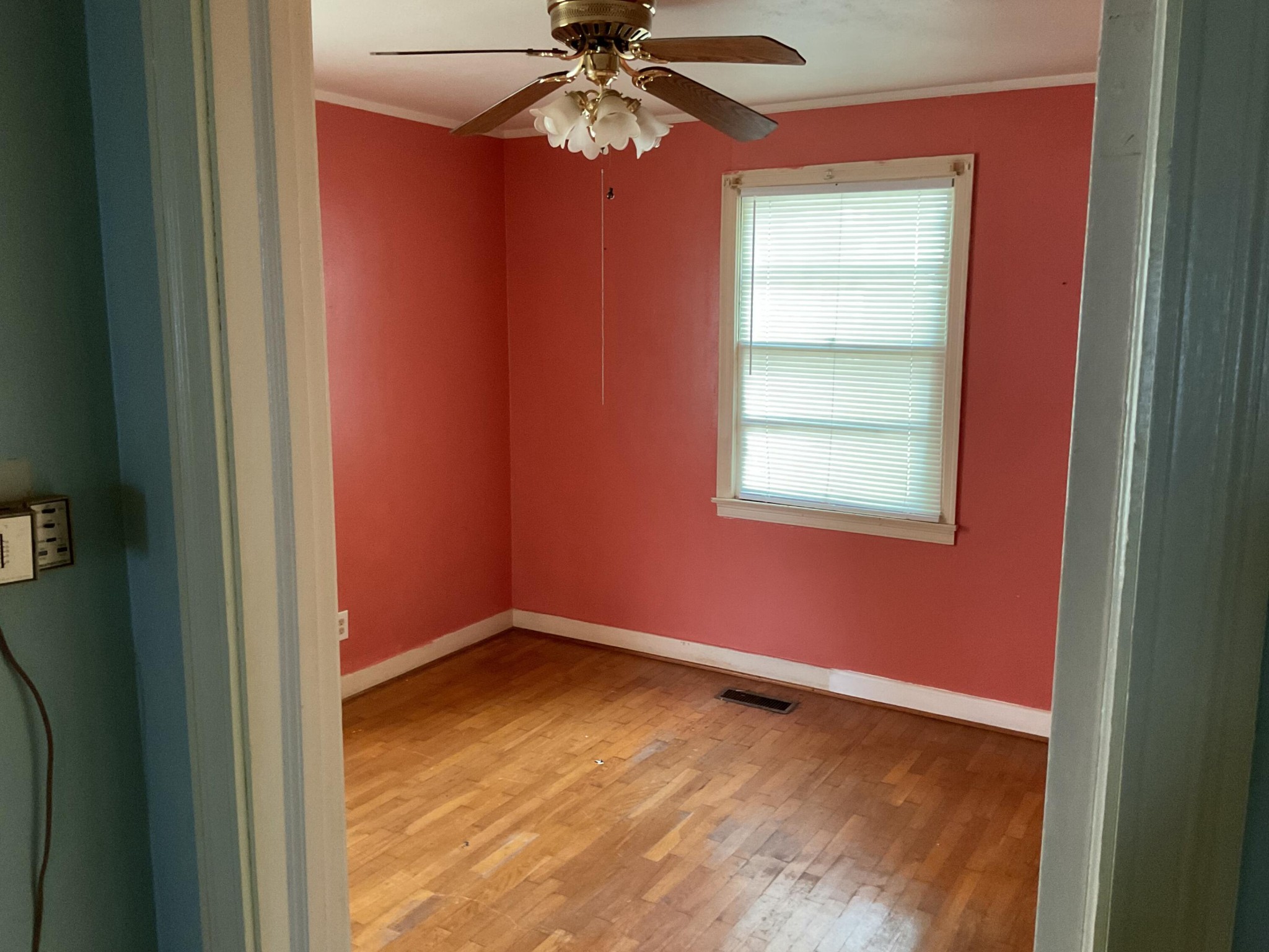 1212 Jones Street Athens TN 37303
