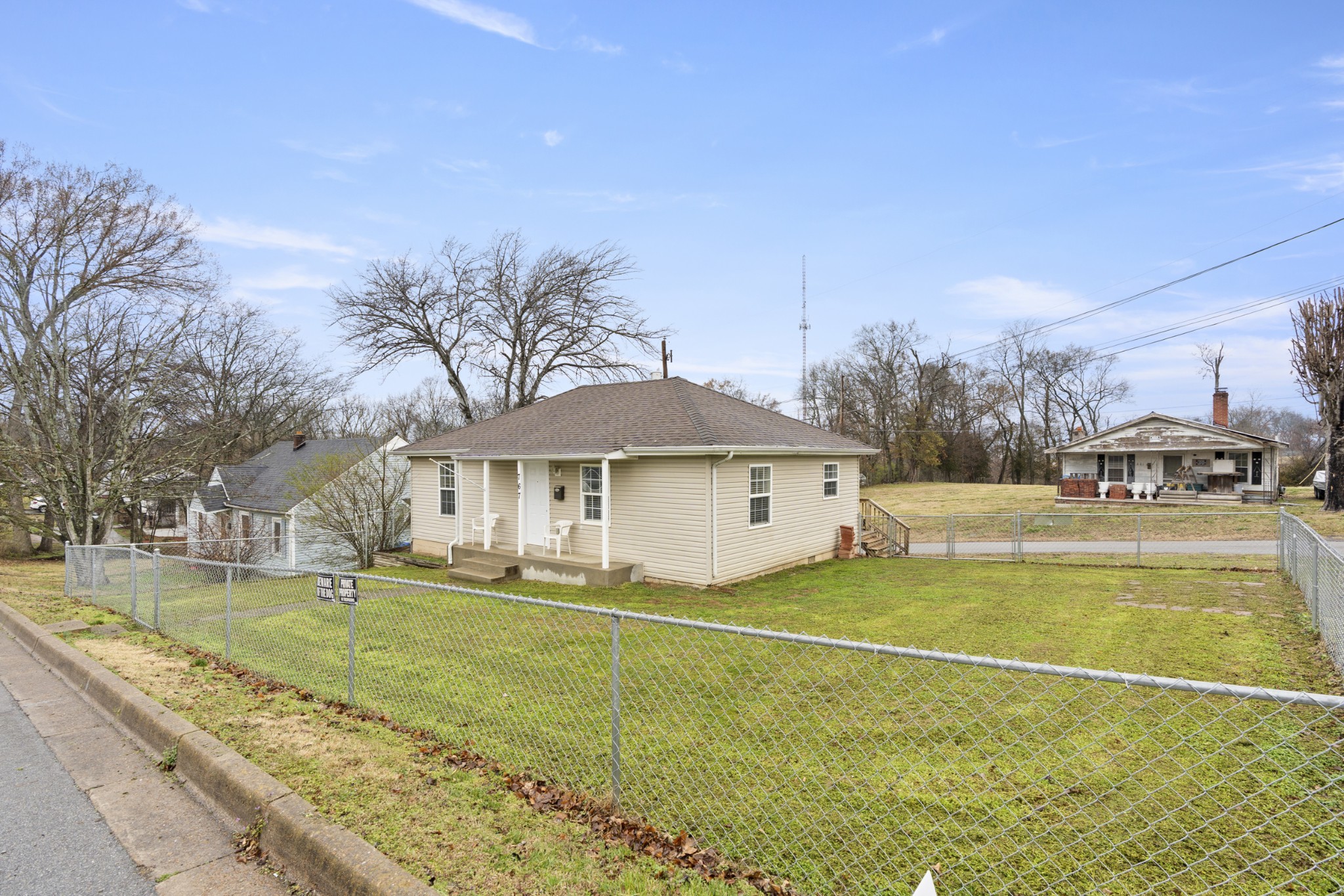 767 Woodmont Boulevard Clarksville TN 37040