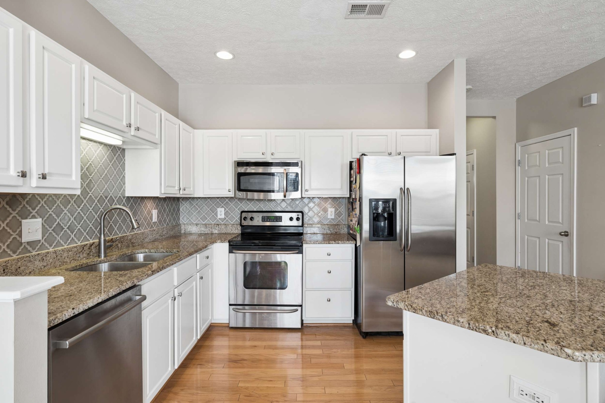 7277 Charlotte Pike Nashville TN 37209