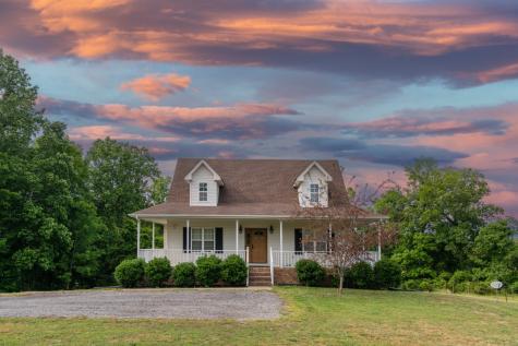 225 Sherman Road Charlotte TN 37036