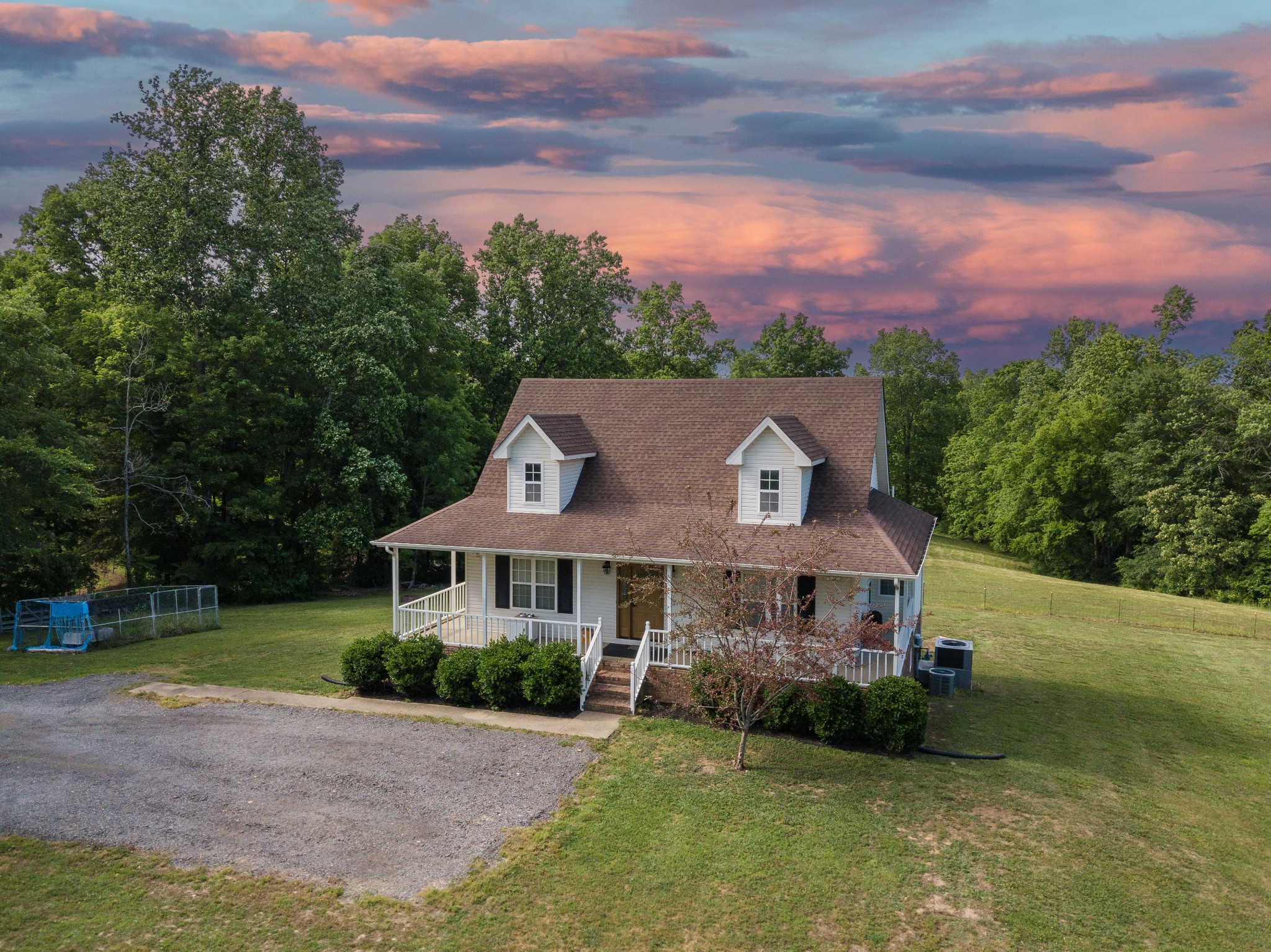 225 Sherman Road Charlotte TN 37036