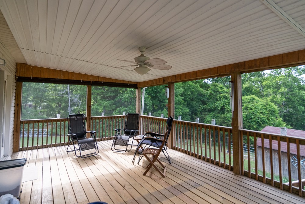 225 Sherman Road Charlotte TN 37036