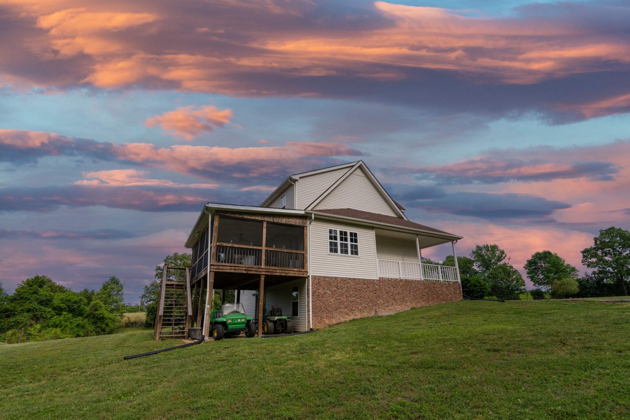 225 Sherman Road Charlotte TN 37036