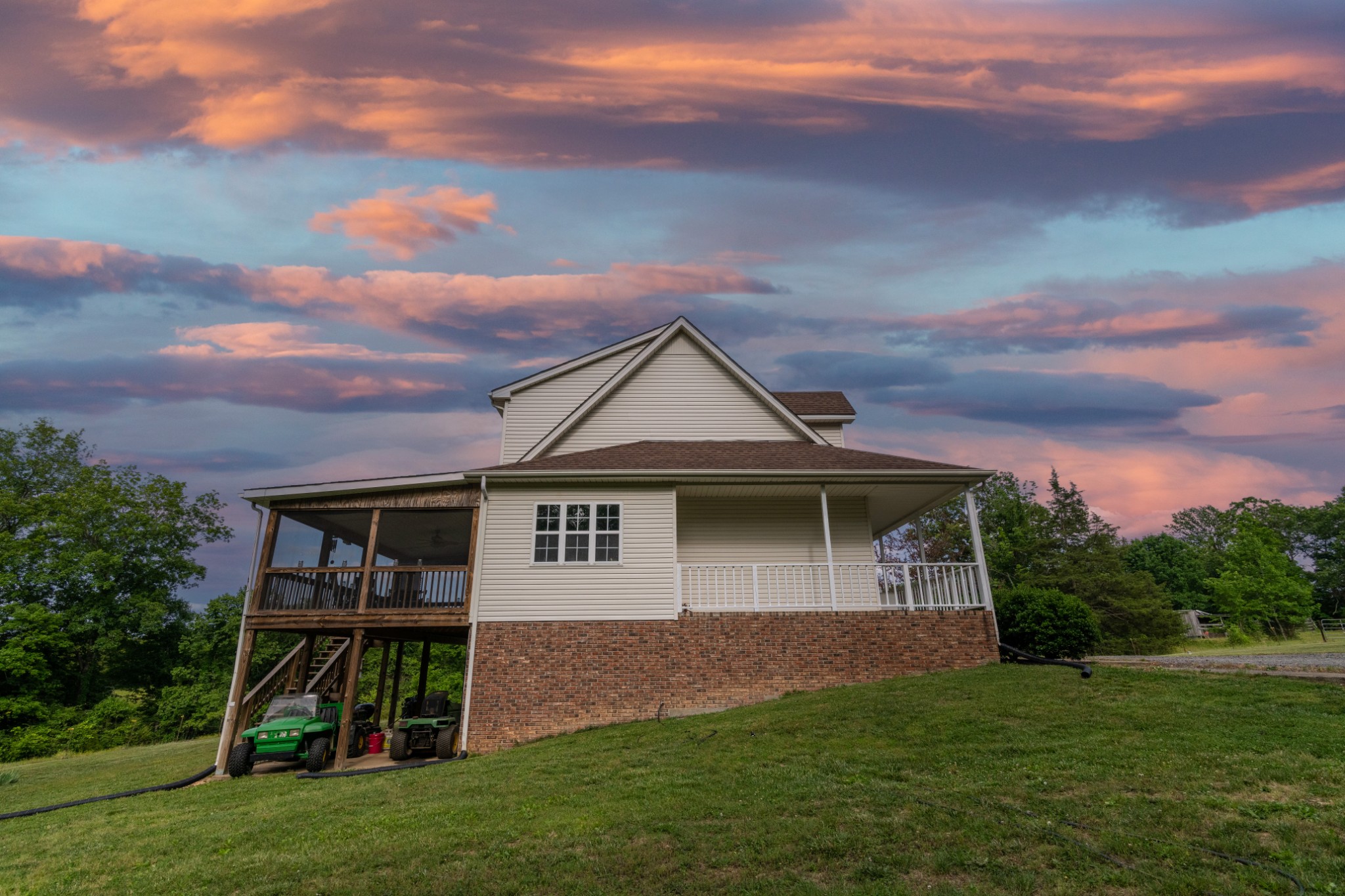 225 Sherman Road Charlotte TN 37036