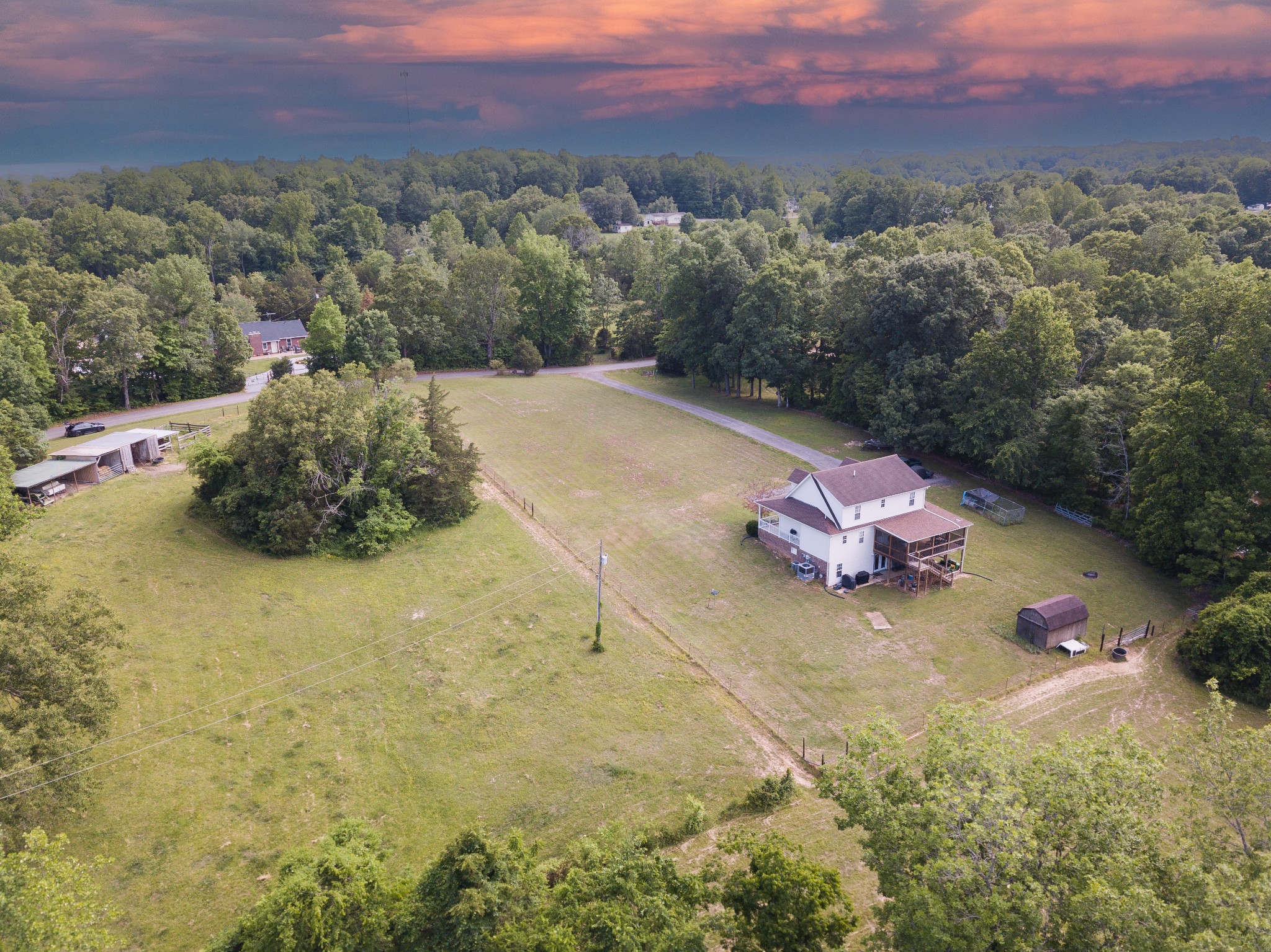 225 Sherman Road Charlotte TN 37036