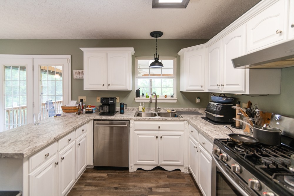 225 Sherman Road Charlotte TN 37036