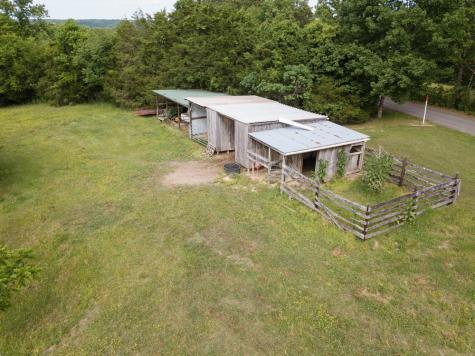 225 Sherman Road Charlotte TN 37036