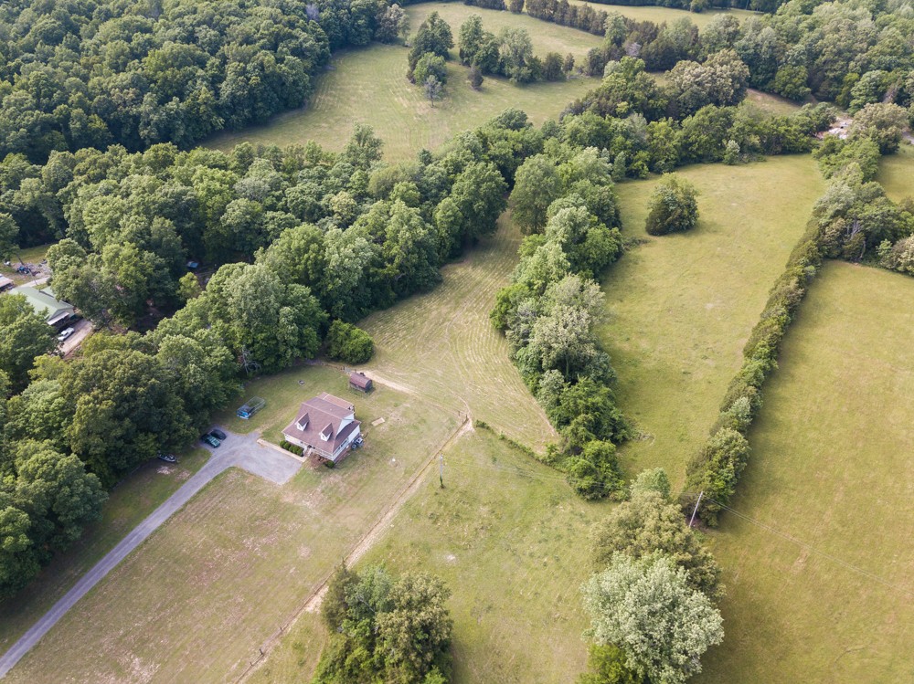 225 Sherman Road Charlotte TN 37036
