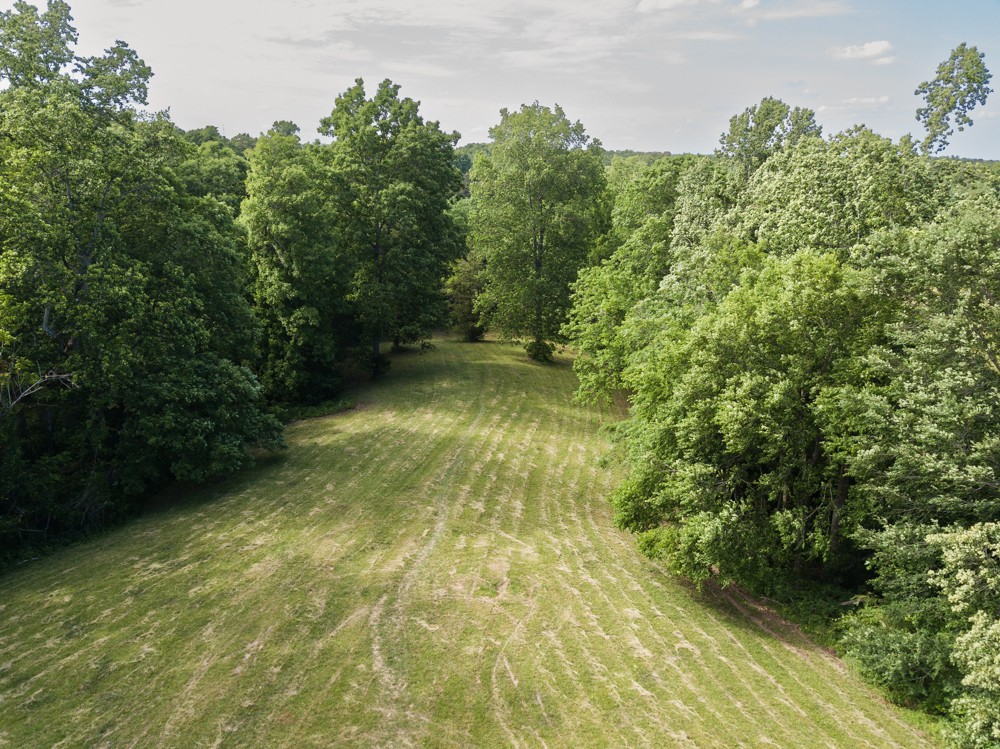 225 Sherman Road Charlotte TN 37036